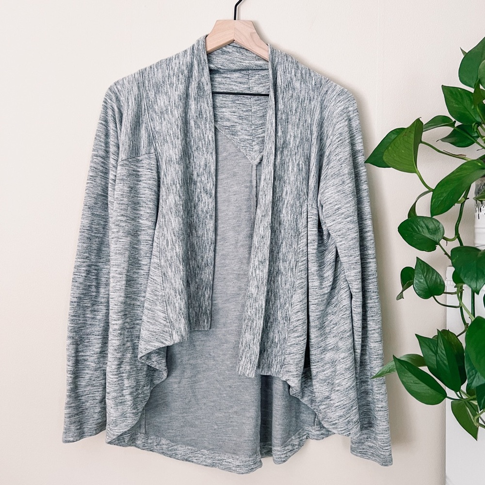 Athleta Nirvana Wear 2 Ways Wrap